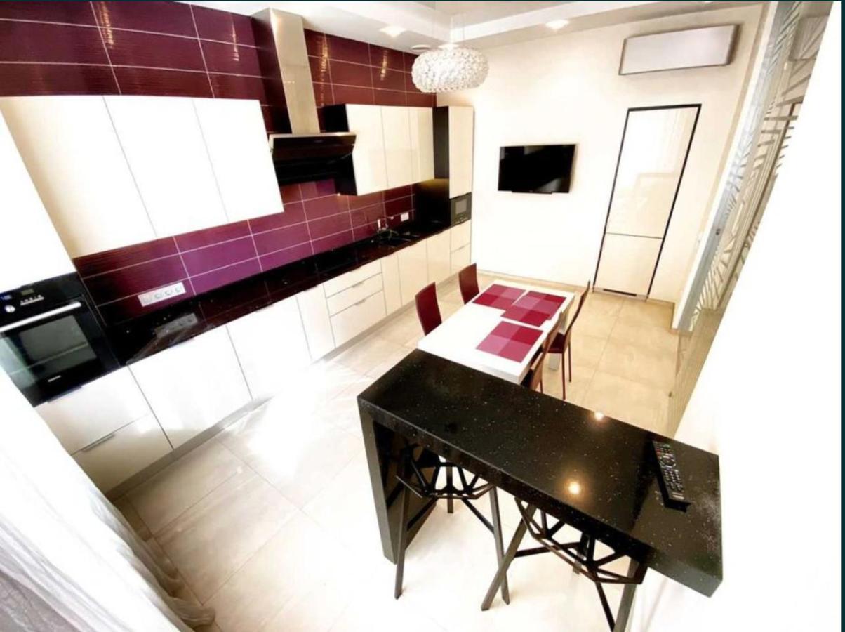 2-Bedroom Most City Center Area Apartment Dnipro Exterior foto