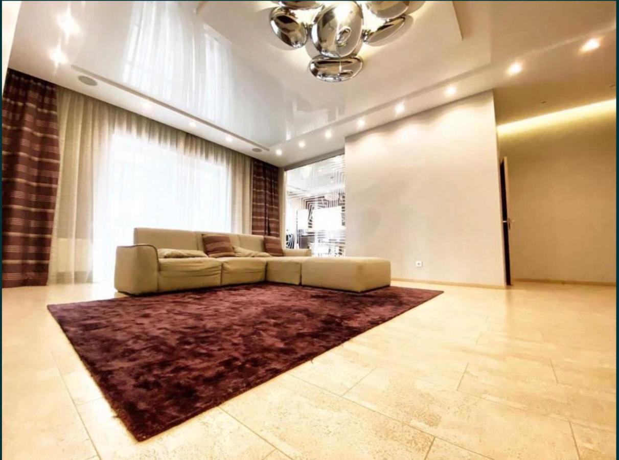 2-Bedroom Most City Center Area Apartment Dnipro Exterior foto